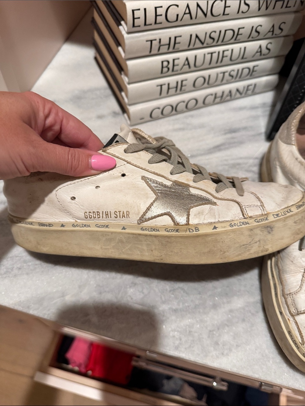 Golden Goose White Sneakers with Beige Star - Picture 2 of 3